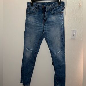 Levi’s mom jeans medium wash